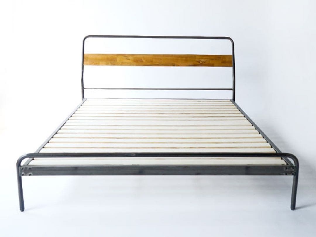 [moy@]【美品】アデペシュ socph bed セミダブル　ソコフ