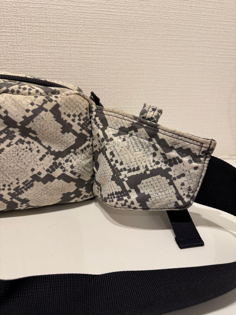 ★HEAD PORTER★ヘッドポーター★パイソン柄★ボディバッグ★ウエスト
