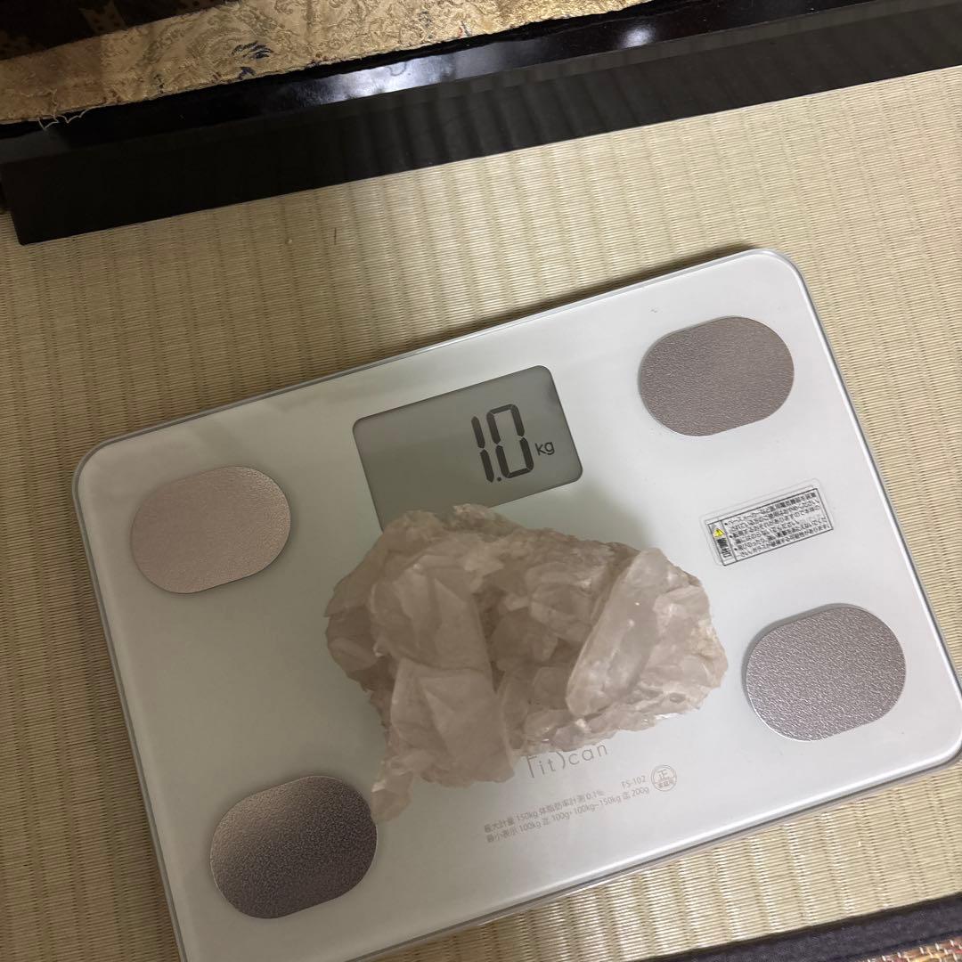 透明クォーツクリスタル 置物 スタンド付き