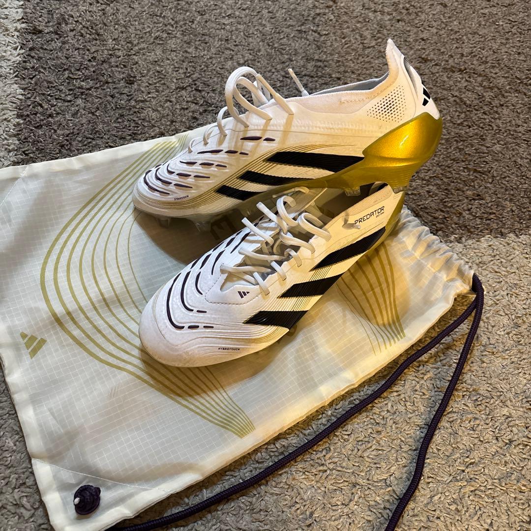 プレデター　adidas