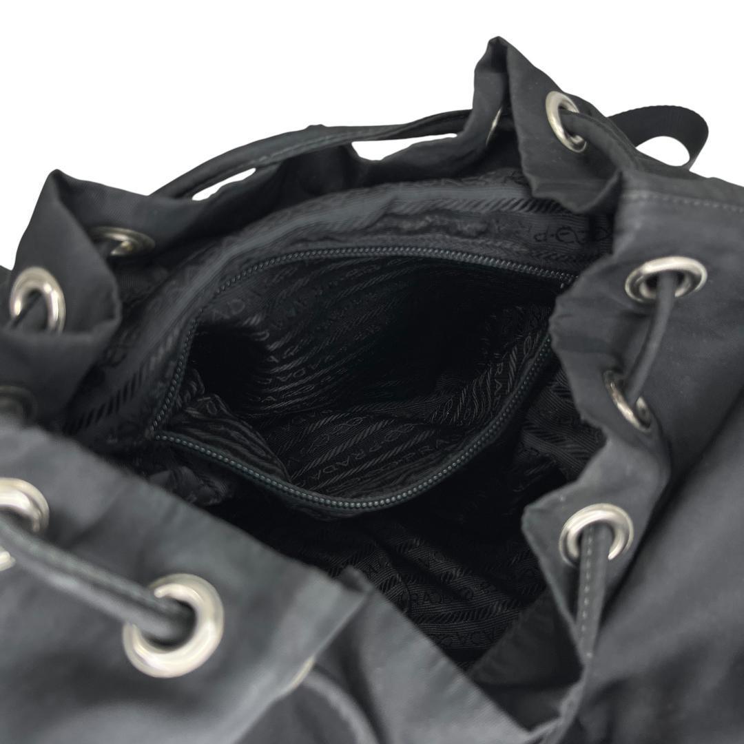 美品 PRADA プラダ リュック バックパック 三角プレート 白タグ 黒