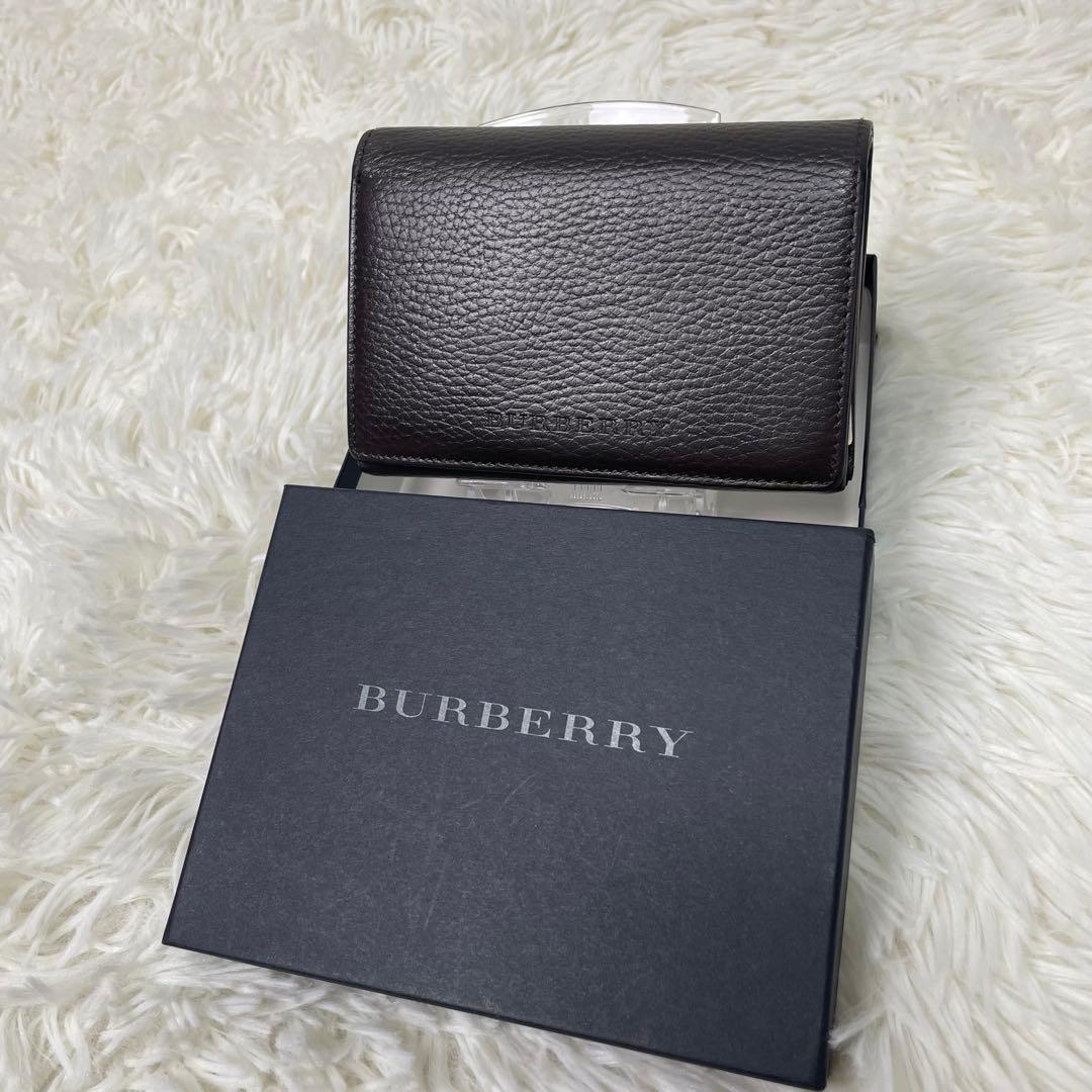 美品 BURBERRY 二つ折り財布 こげ茶 ブラウン ノバチェック 箱付き
