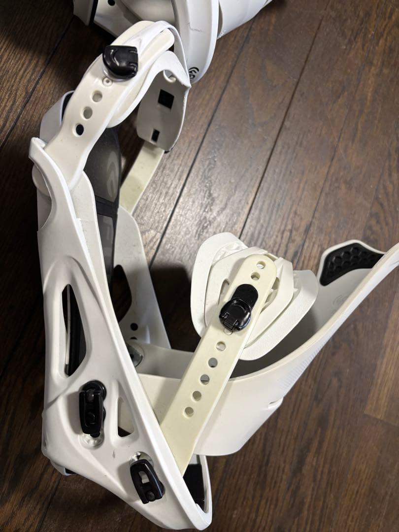 フラックス　FLUX DS 19-20 スノーボードビンディング 白