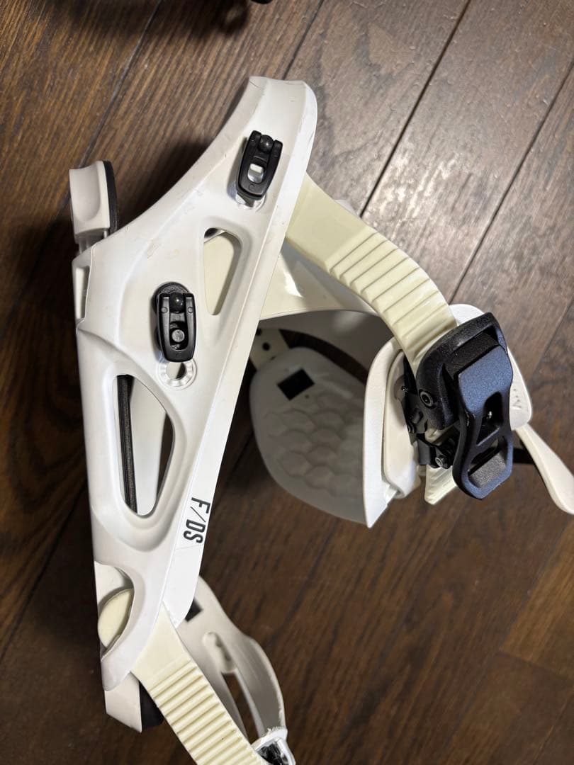 フラックス　FLUX DS 19-20 スノーボードビンディング 白