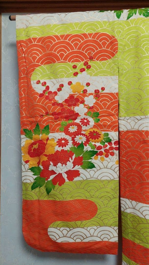 NA64アンティーク子供着物ジュニアサイズ正絹めちゃくちゃ綺麗着丈140裄丈59