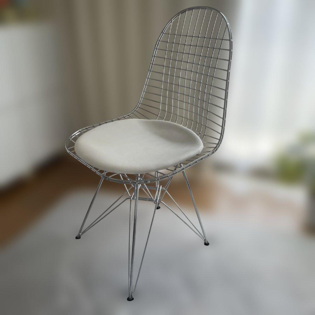 シェルチェア　DKR　シートパッド白　ワイヤーチェア　イームズ　リプロダクト品