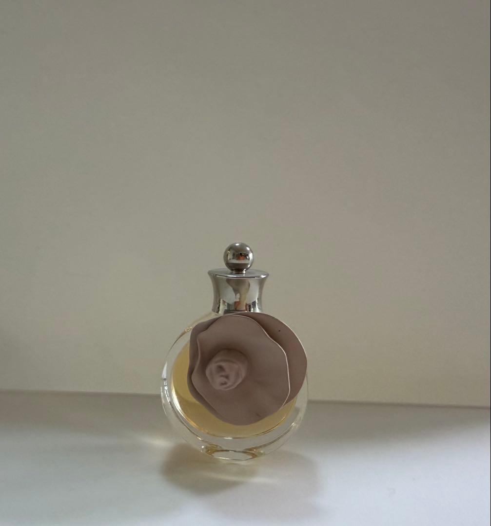ヴァレンティノ 【残量9割】ヴァレンティナオードパルファム50mミニボトル4ml