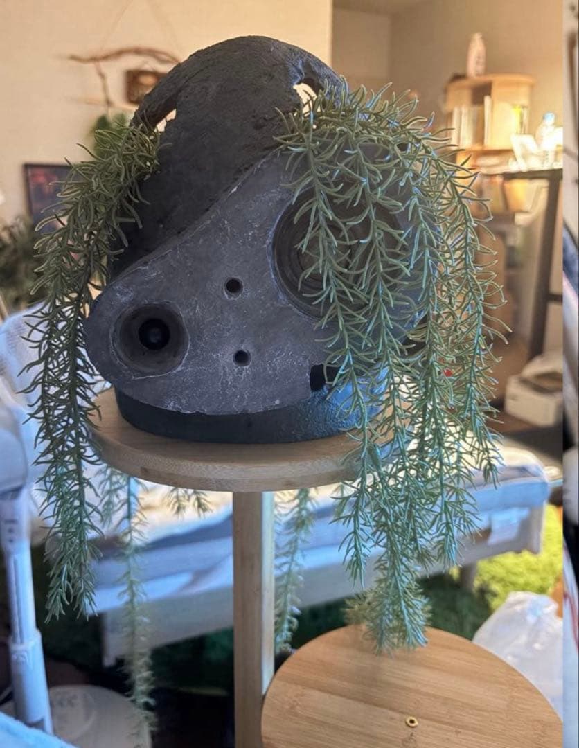 《ジブリ》天空の城ラピュタ　ロボット兵の植木鉢 フェイクグリーン付き