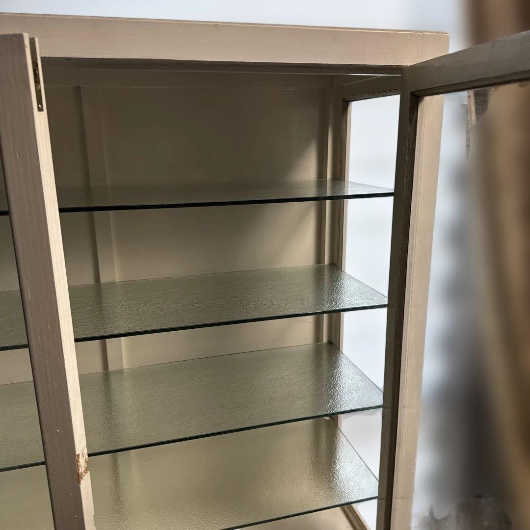 アンティーク ケビント　薬品棚　ガラスキャビネット　ホワイト　シャビー　飾り棚