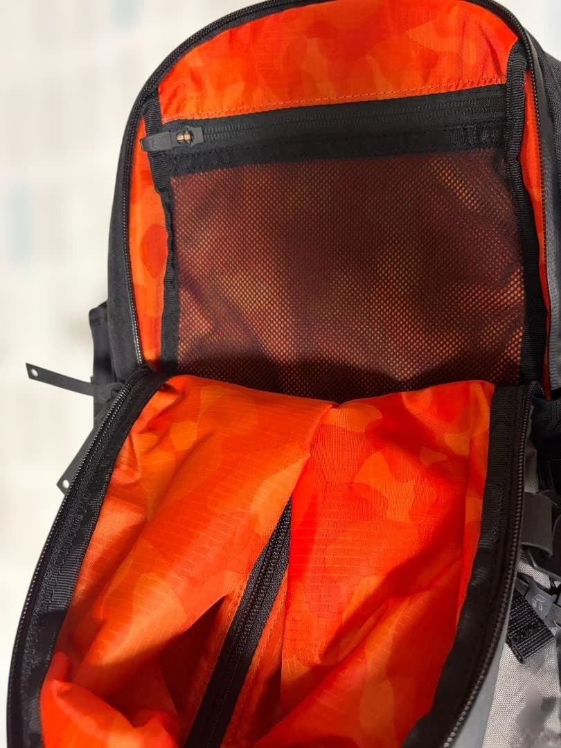 CODE OF BELL X-TYPE スリングバッグ 高機能 拡張ギミック搭載