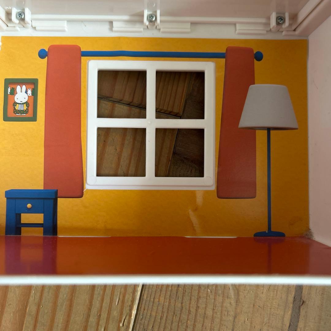 Walmar限定　廃盤品　ミッフィーの家とフィギュアセット