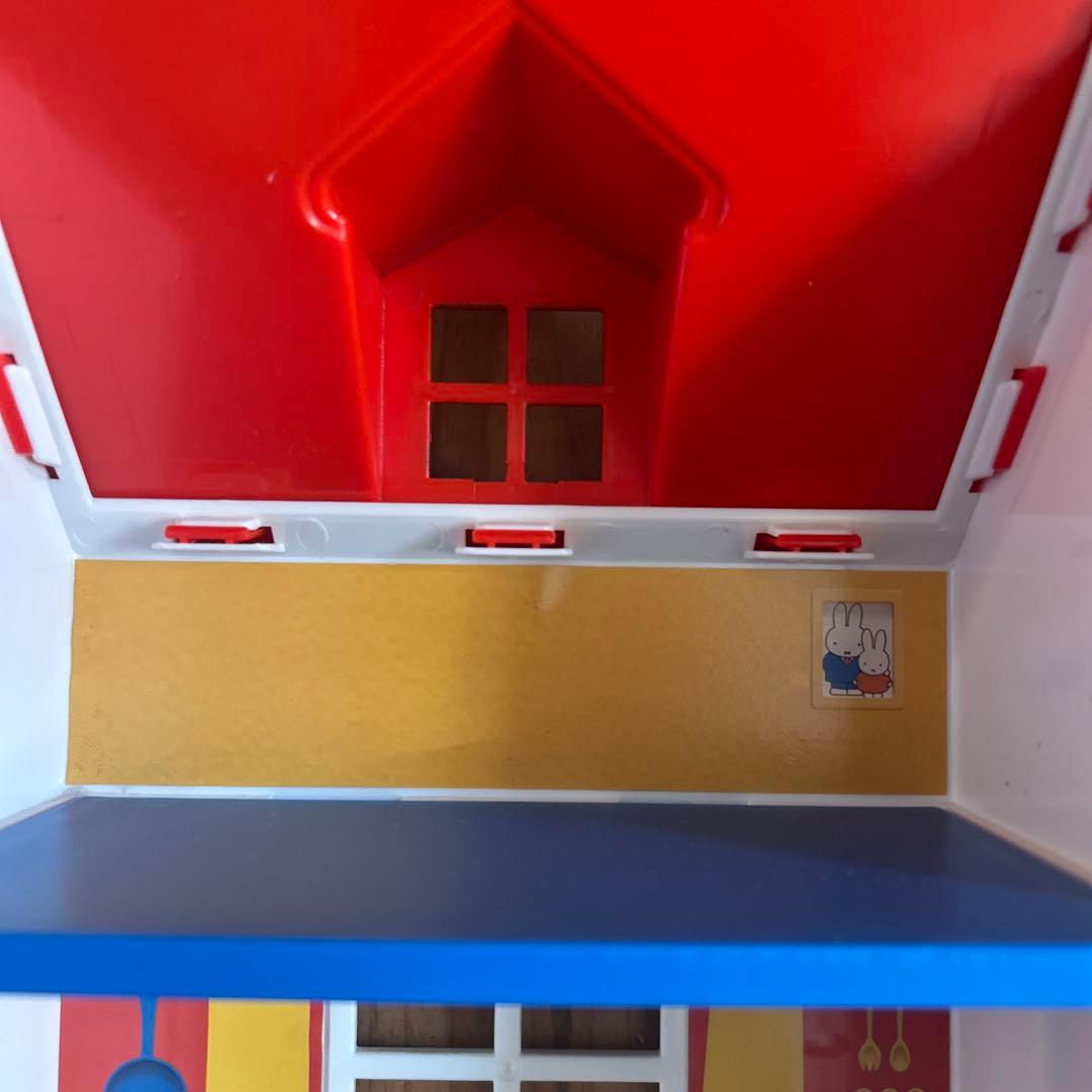 Walmar限定　廃盤品　ミッフィーの家とフィギュアセット