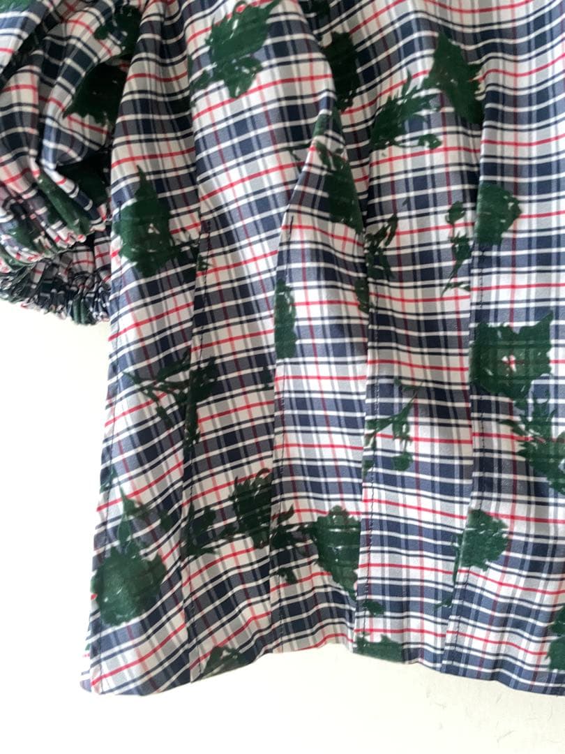 CHOPOVA LOWENA（チョポヴァ・ロウェナ） パフスリーブシャツ 半袖