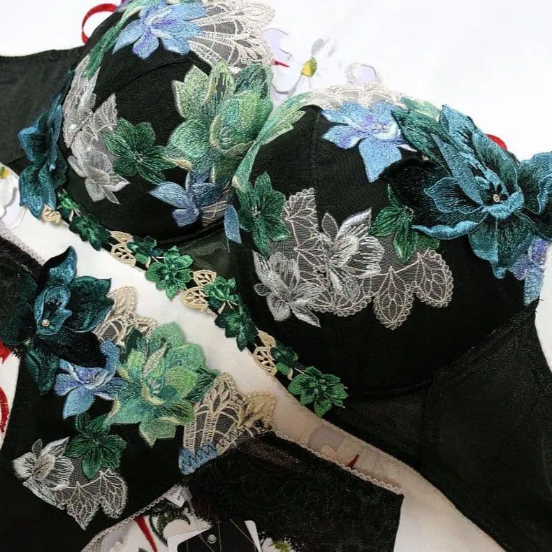 新品・タグ付き☆ワコール☆サルート☆３０Gライオンキング☆ＧＲ☆Ｇ７５＆ソングＭ