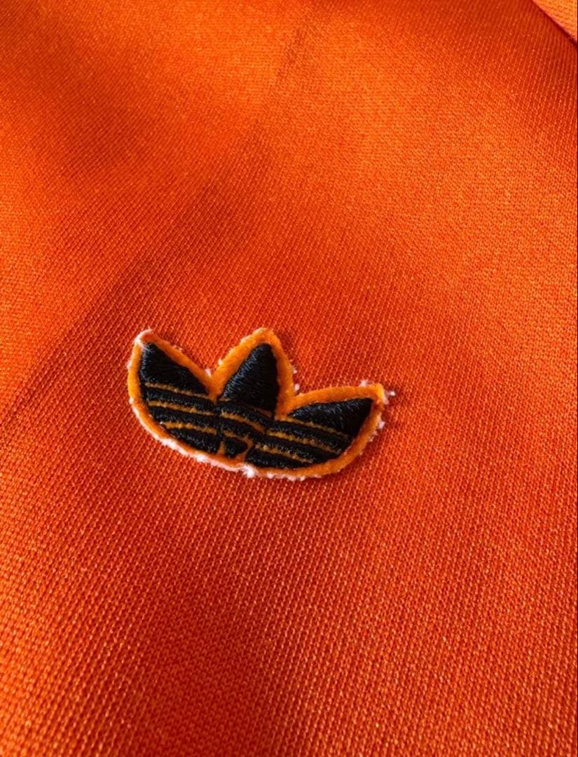 adidas トラックジャケット3号