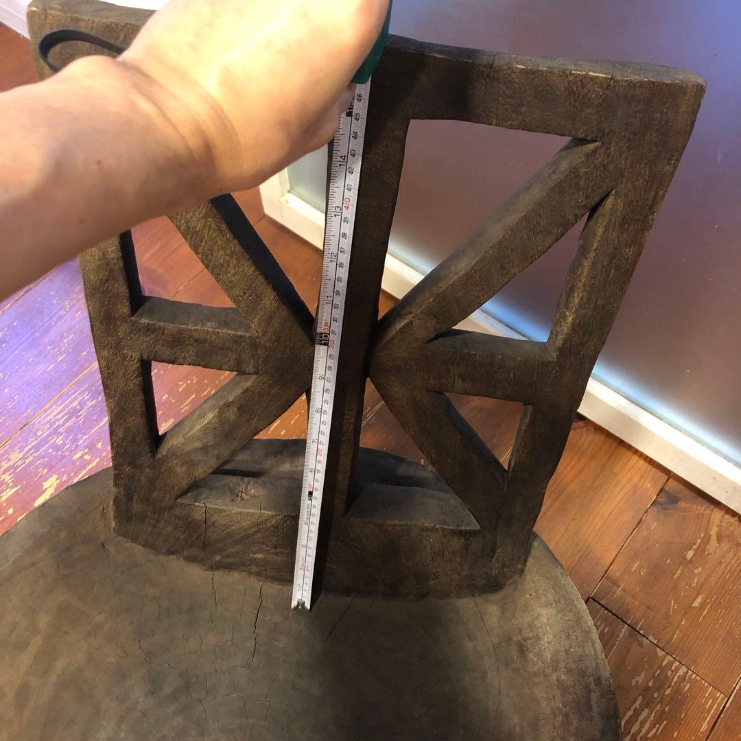 アフリカの木製椅子