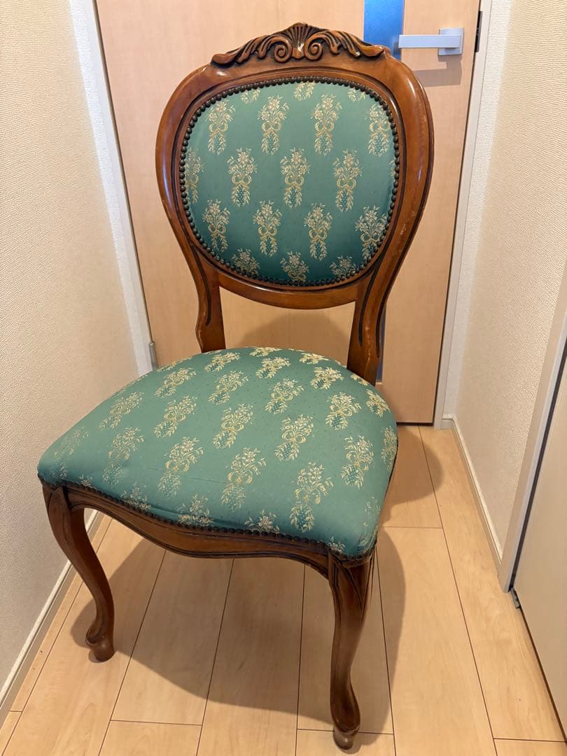 ダイニングチェア アンティーク調　ロココ　ドレッサー　猫脚　在庫2