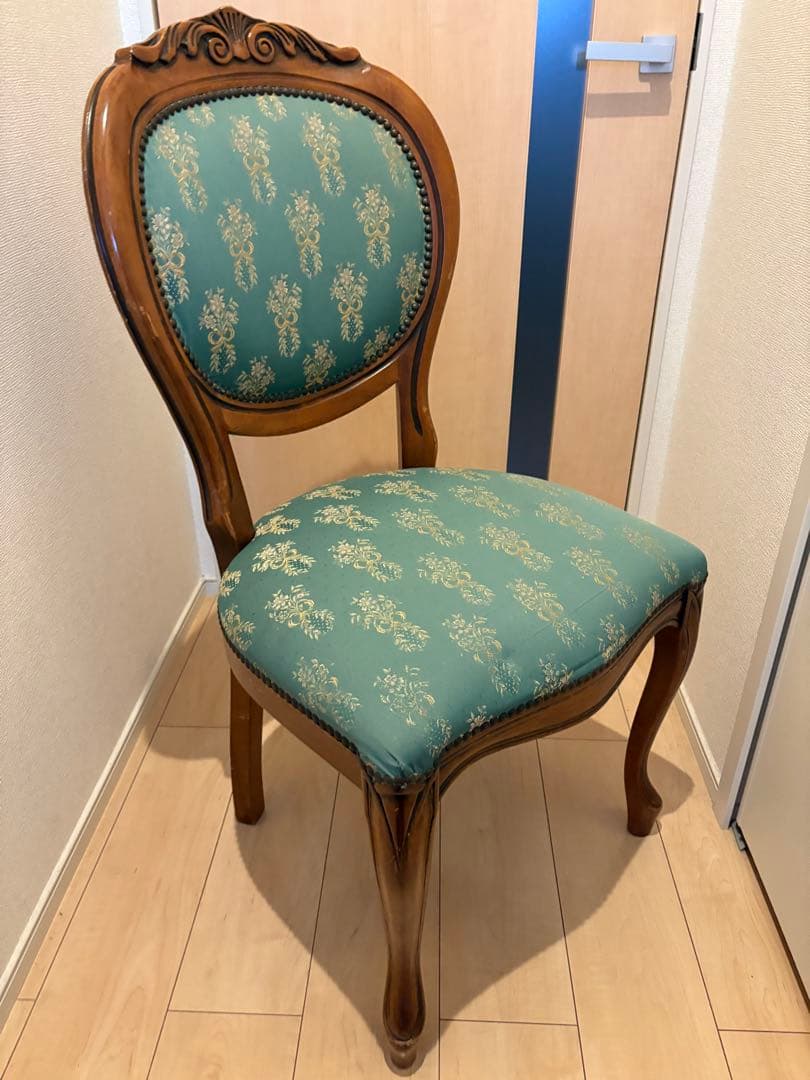 ダイニングチェア アンティーク調　ロココ　ドレッサー　猫脚　在庫2