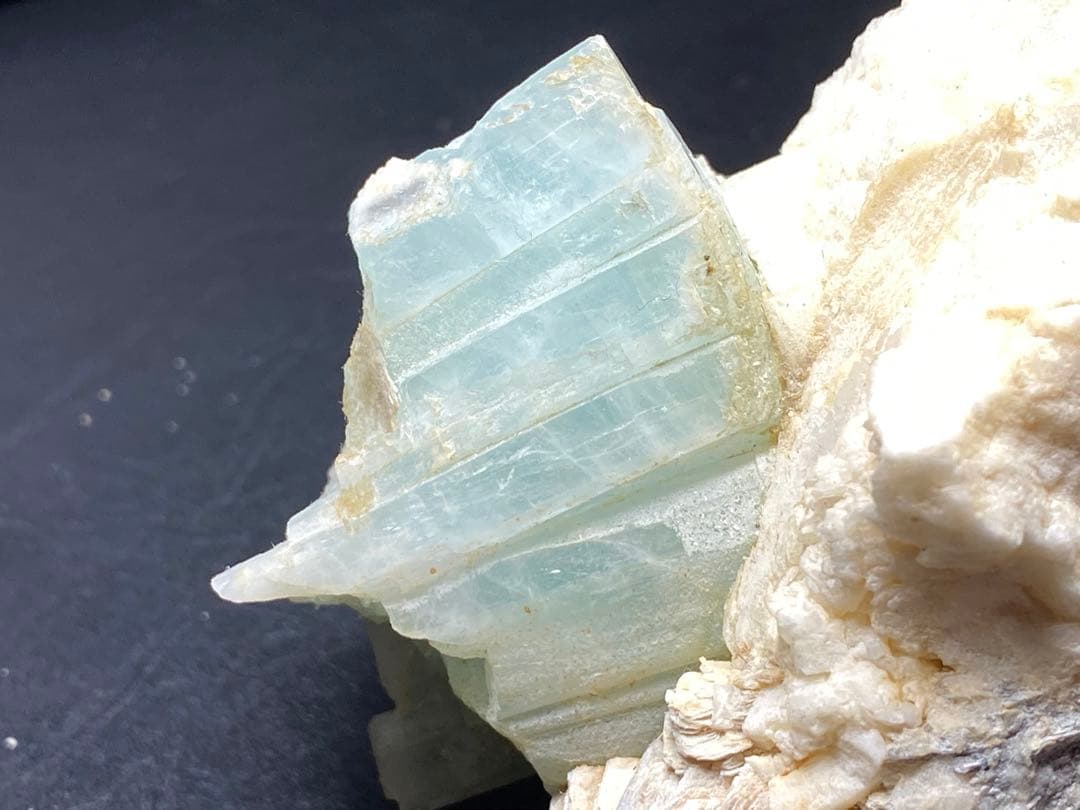 アクアマリン　347g マイカ　雲母