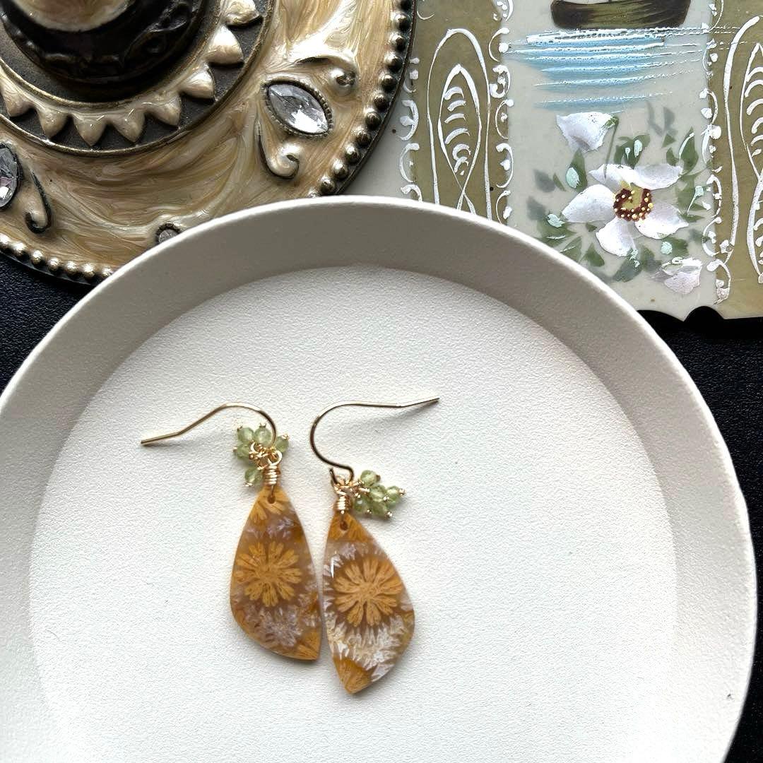 Kaya様✴︎イエローフォッシルコーラルチャーム&フォッシルコーラルネックレス