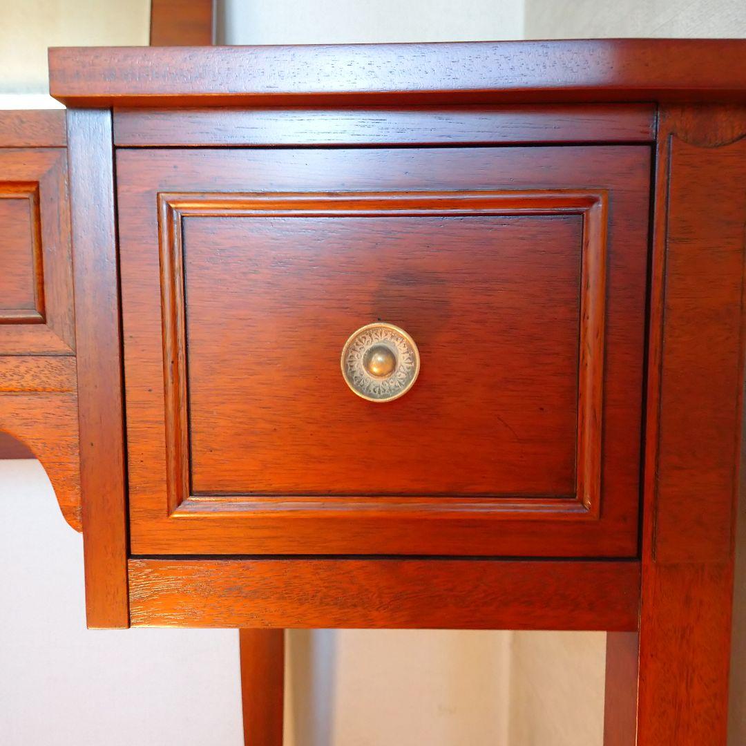 新品・未使用、ドレクセルヘリテイジ トライユン 化粧机(Poudre)