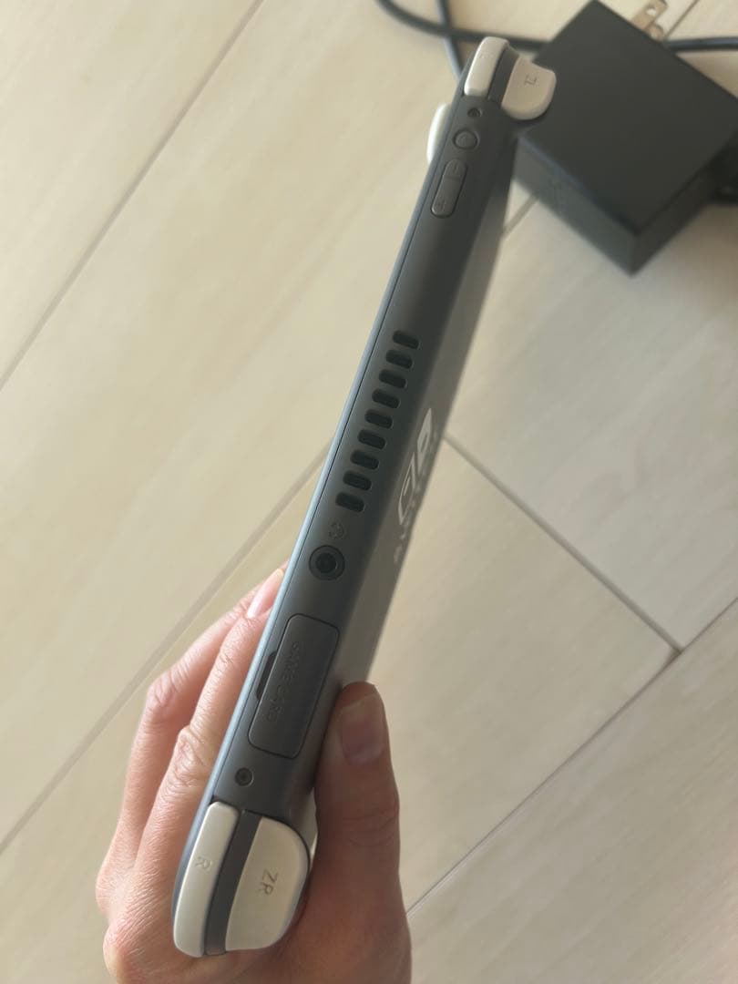Nintendo switch lite グレー　美品