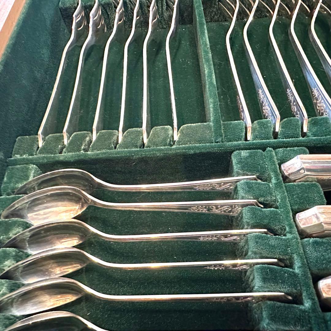 銀製SILVER950 3355ｇWAKOカトラリー83点セット