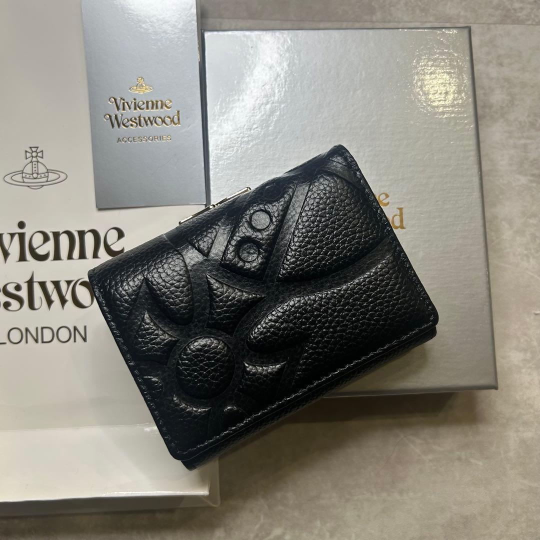 新品未使用☆大人気 ヴィヴィアンウエストウッド ブラック がま口 三つ折り財布