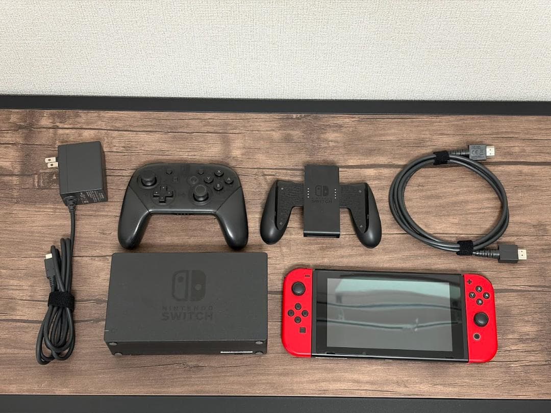 Nintendo Switch 　 本体　周辺機器　プロコン付き
