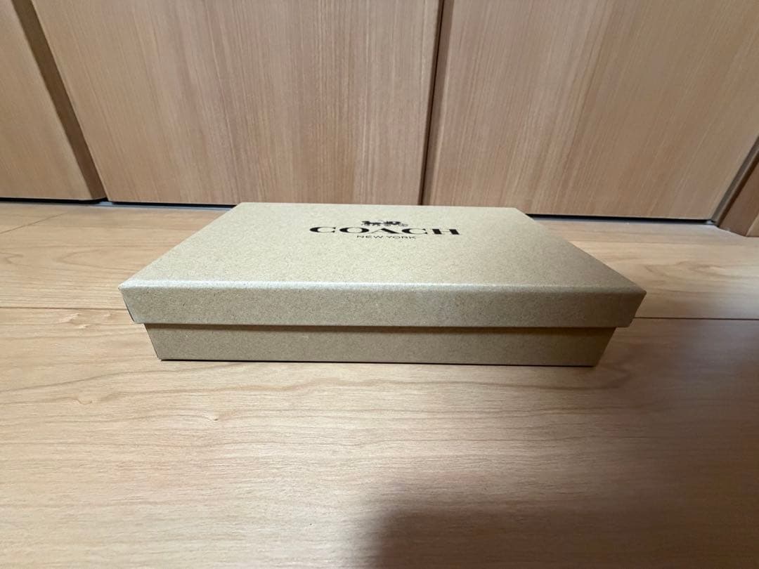 新品未使用 コーチ coach ベルト 黒レザー エンボス加工