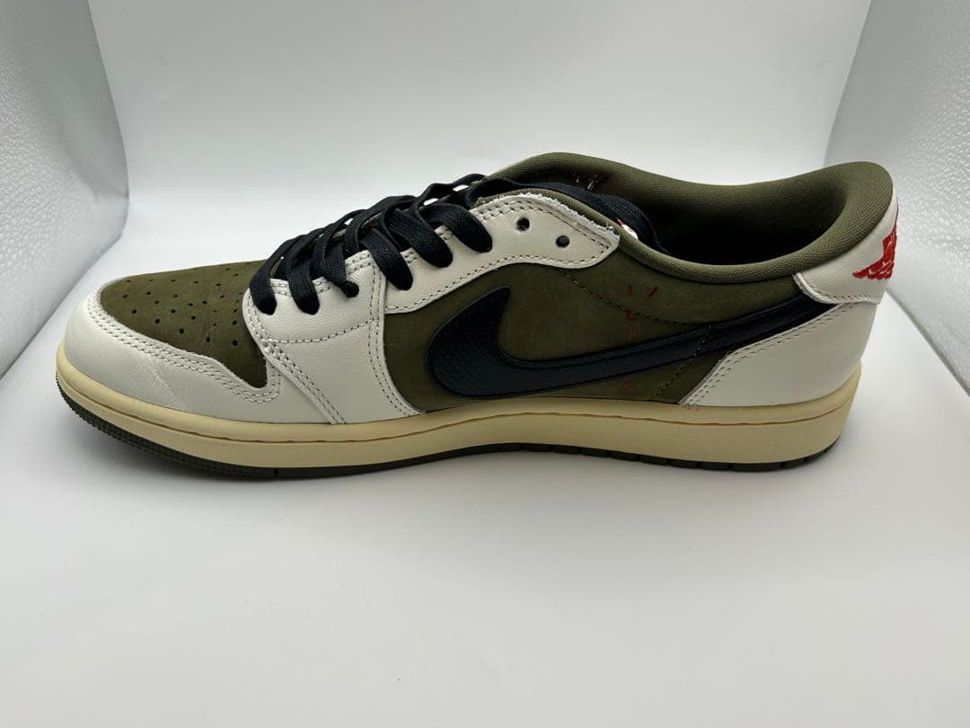 NIKE エア ジョーダン 1 LOW トラヴィススコット　コラボモデル