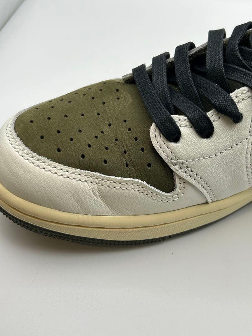 NIKE エア ジョーダン 1 LOW トラヴィススコット　コラボモデル