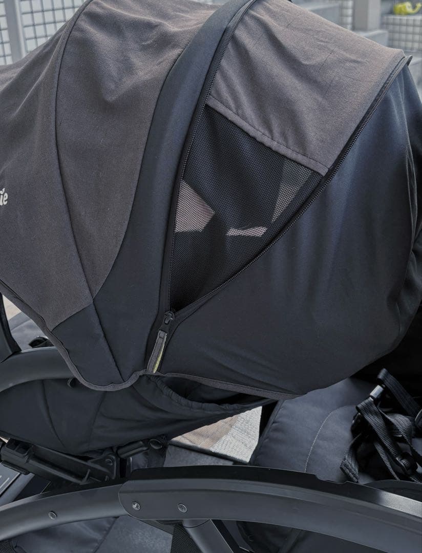 【クリーニング済】Joie エヴァライトデュオ 黒