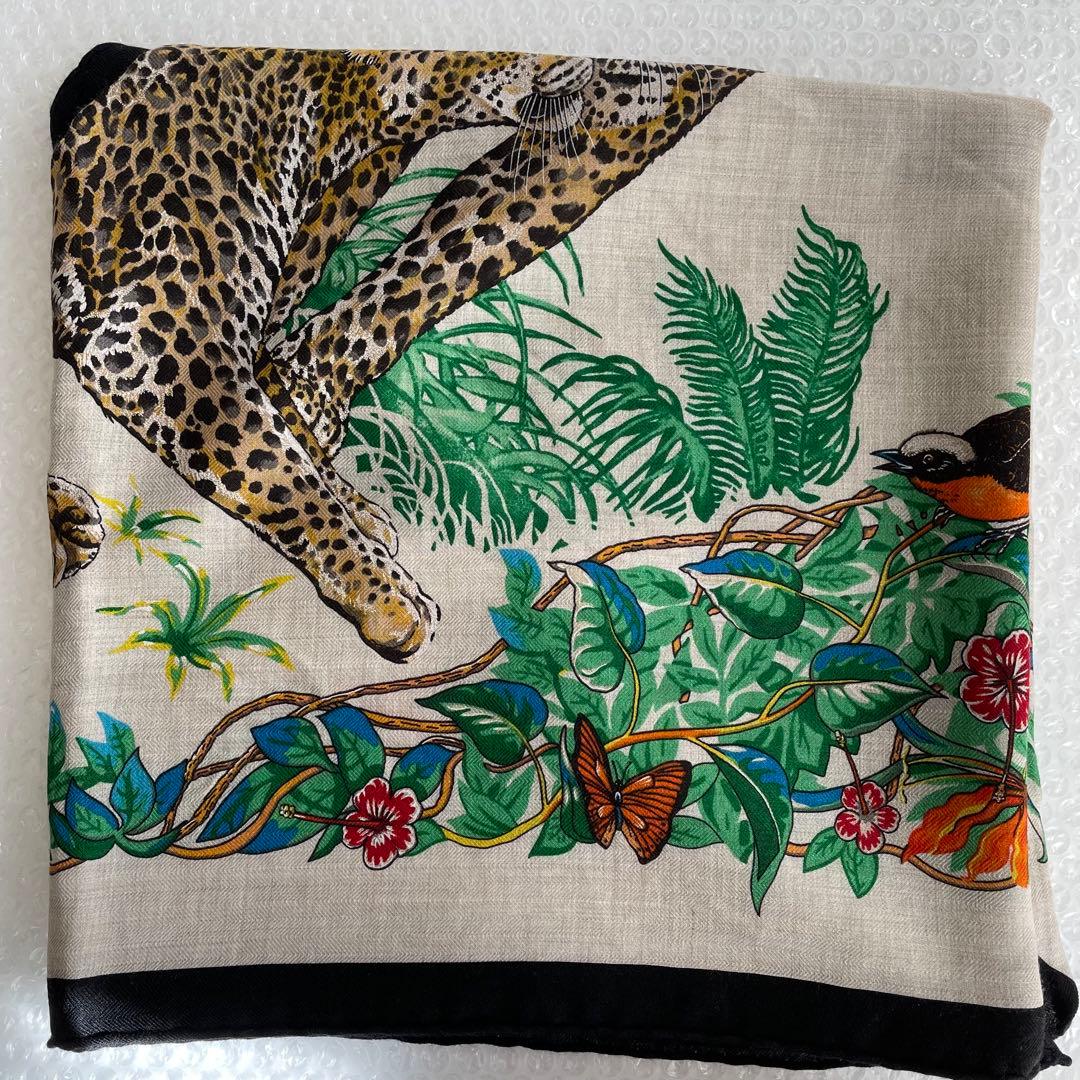 エルメス　ジャングル　ラブ　トライアングルジェアン　カシミヤシルク　スカーフ