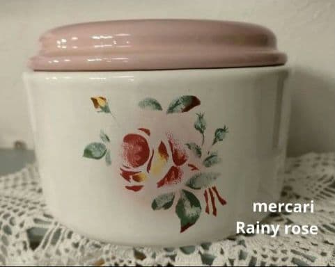 1790:イマン 好き！プリンセスローズ　丸缶S　新品・未使用