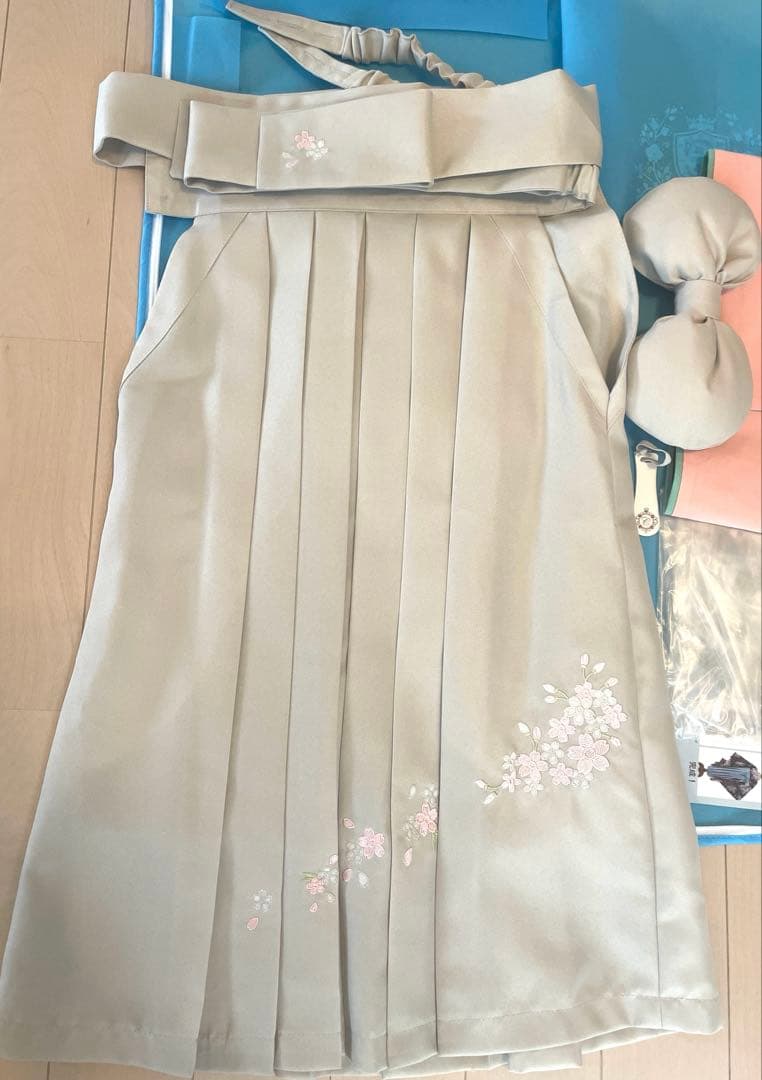 キャサリンコテージ 袴　120 卒園式 美品