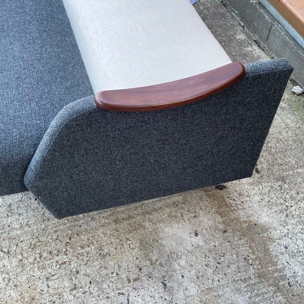 北欧インポート家具　ソファベッド　デイベッドソファ　ツートンカラー