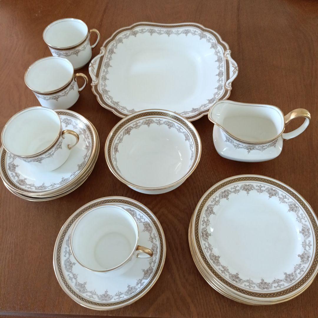 aynsleyアンティーク　アフタヌーンティーセット　 金縁 4人分