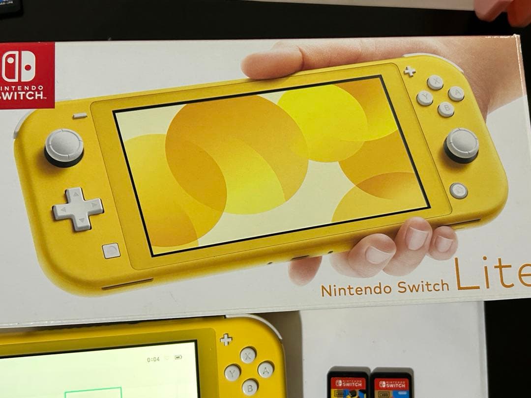 【動作品・ソフト付き】ニンテンドー Switch LITE 本体 イエロー 黄色
