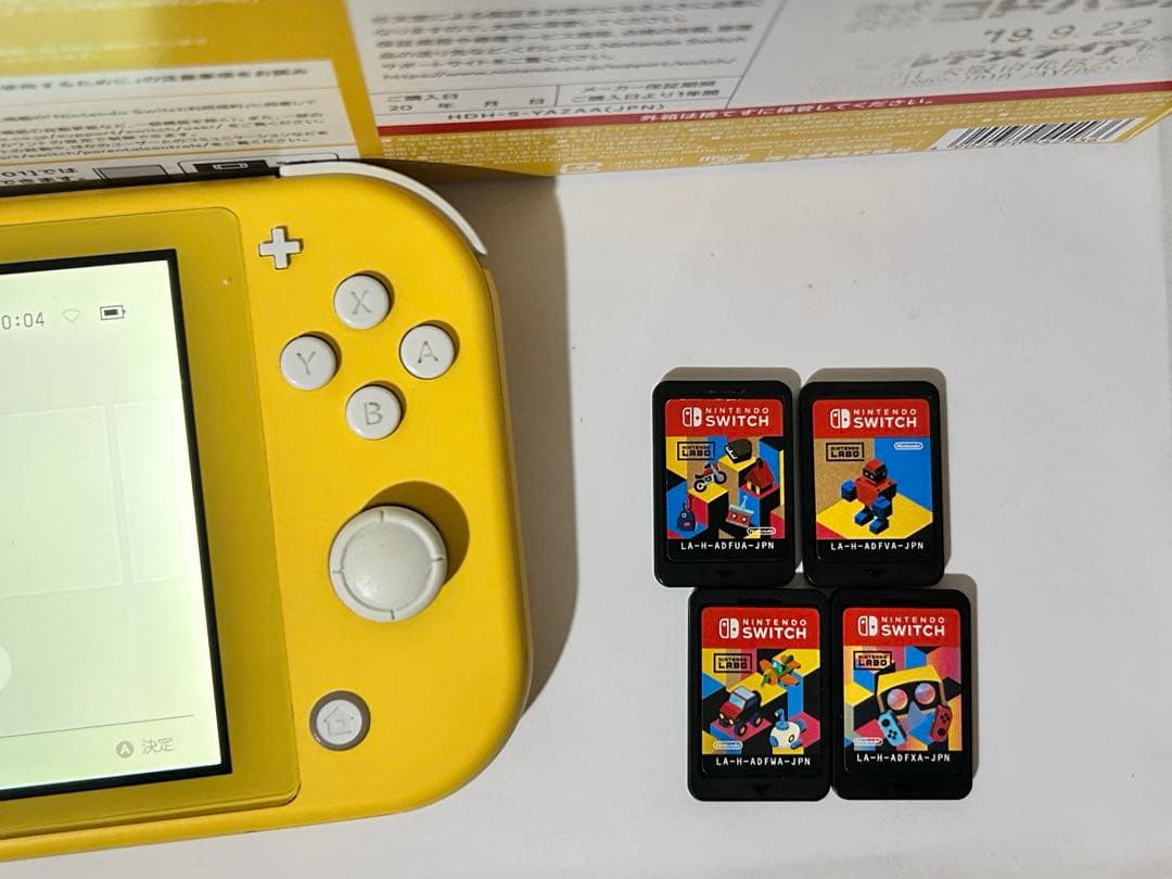 【動作品・ソフト付き】ニンテンドー Switch LITE 本体 イエロー 黄色