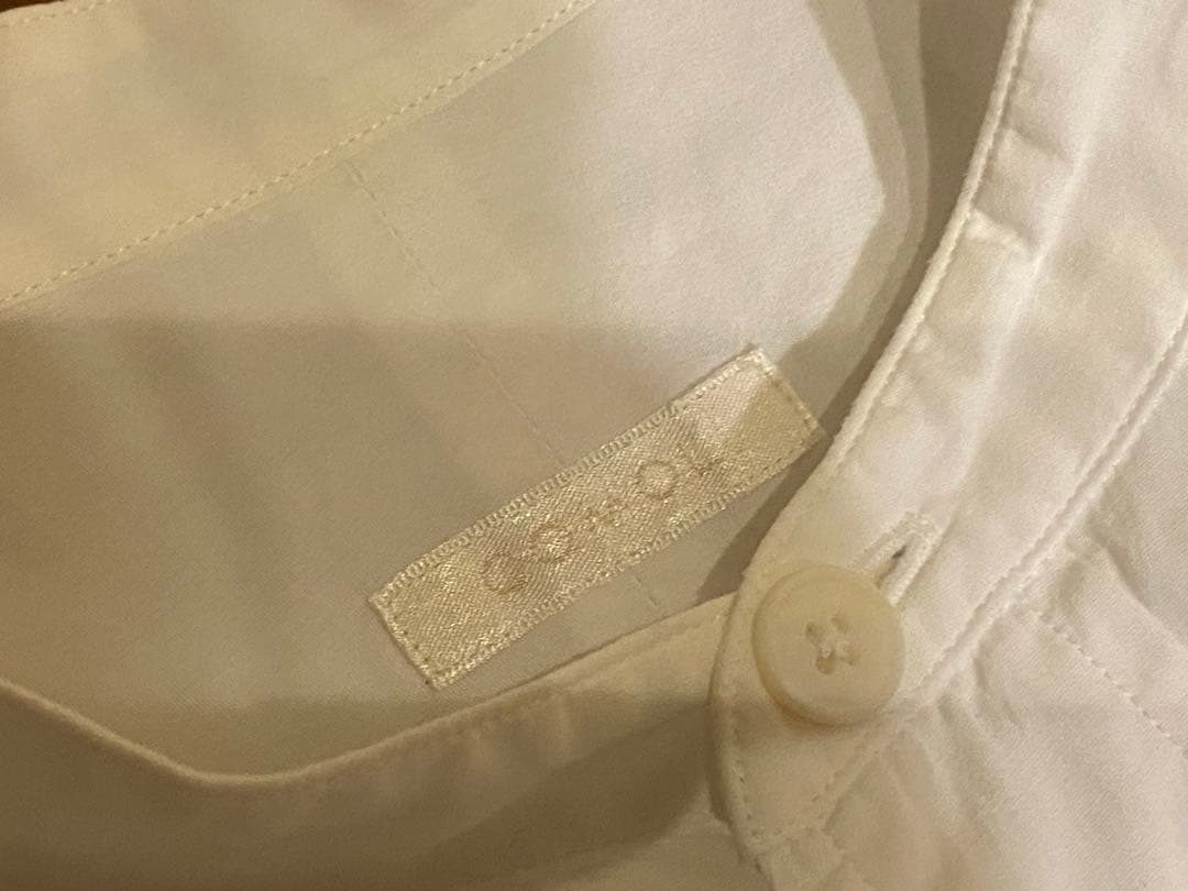 COMOLI バンドカラーロングシャツ2