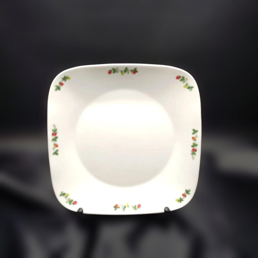 コレ―ル スウィートストロベリ― プレートセット