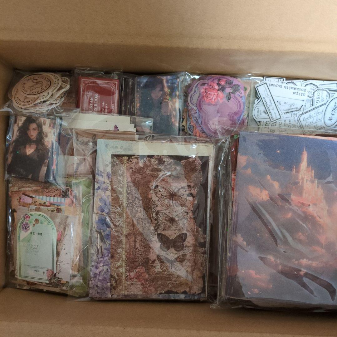 紙モノ まとめ売り コラージュ素材 80サイズ