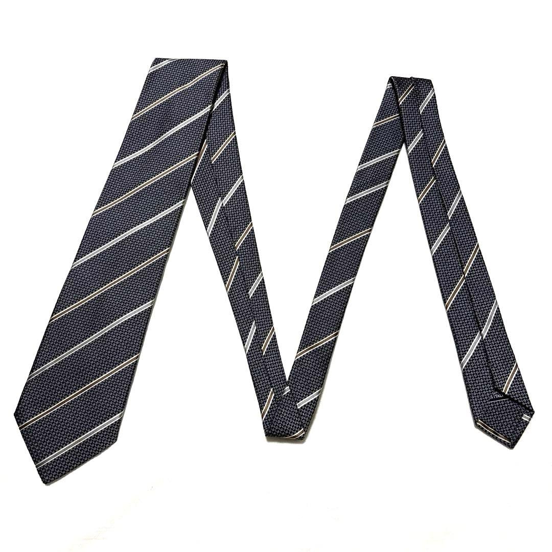 極美品　Brioni ブリオーニ　ネクタイ　ストライプ　　ブラック　ジャガード