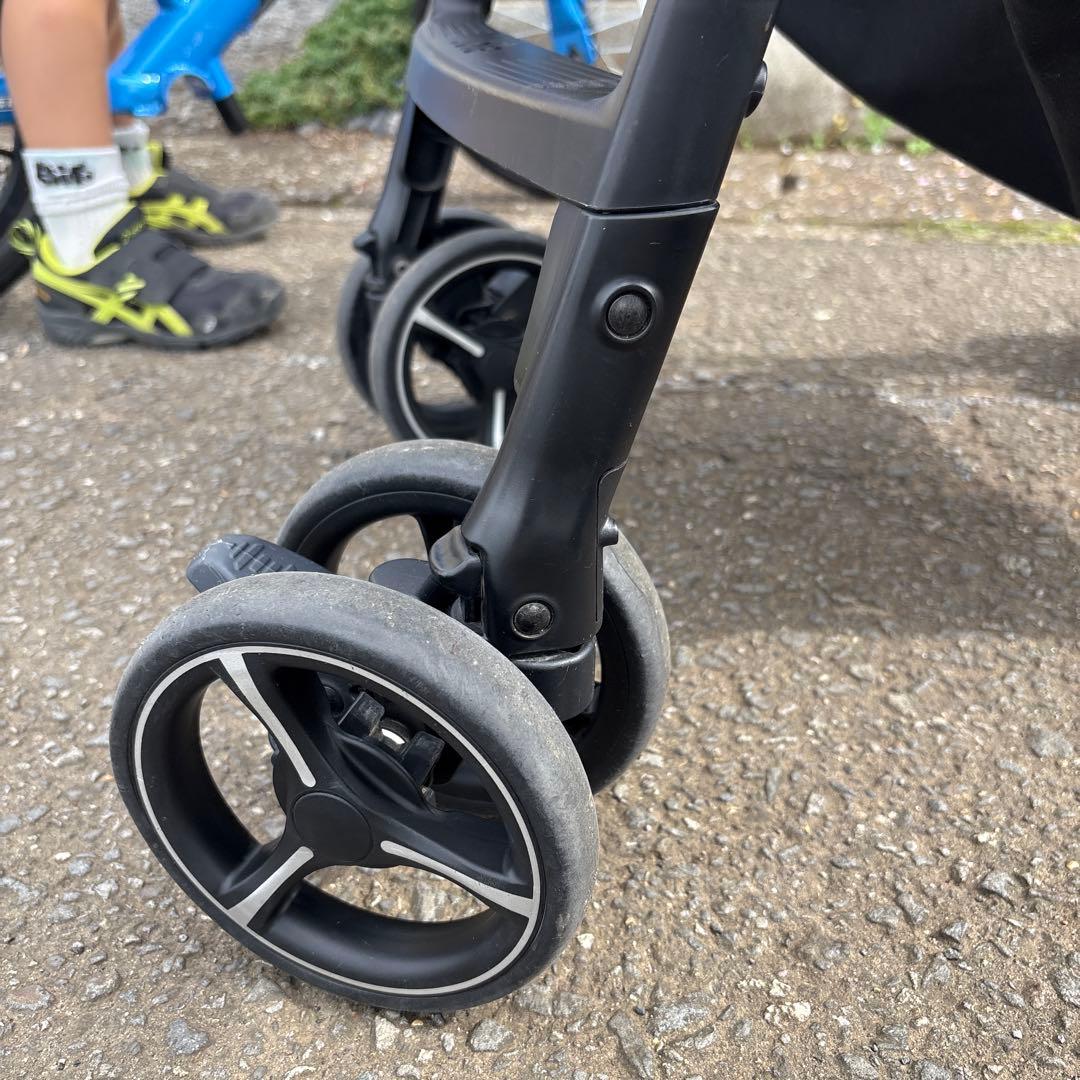 極美品　ジョイー　スマバギ　4WD シグネチャー　両対面式　AB型　ベビーカー