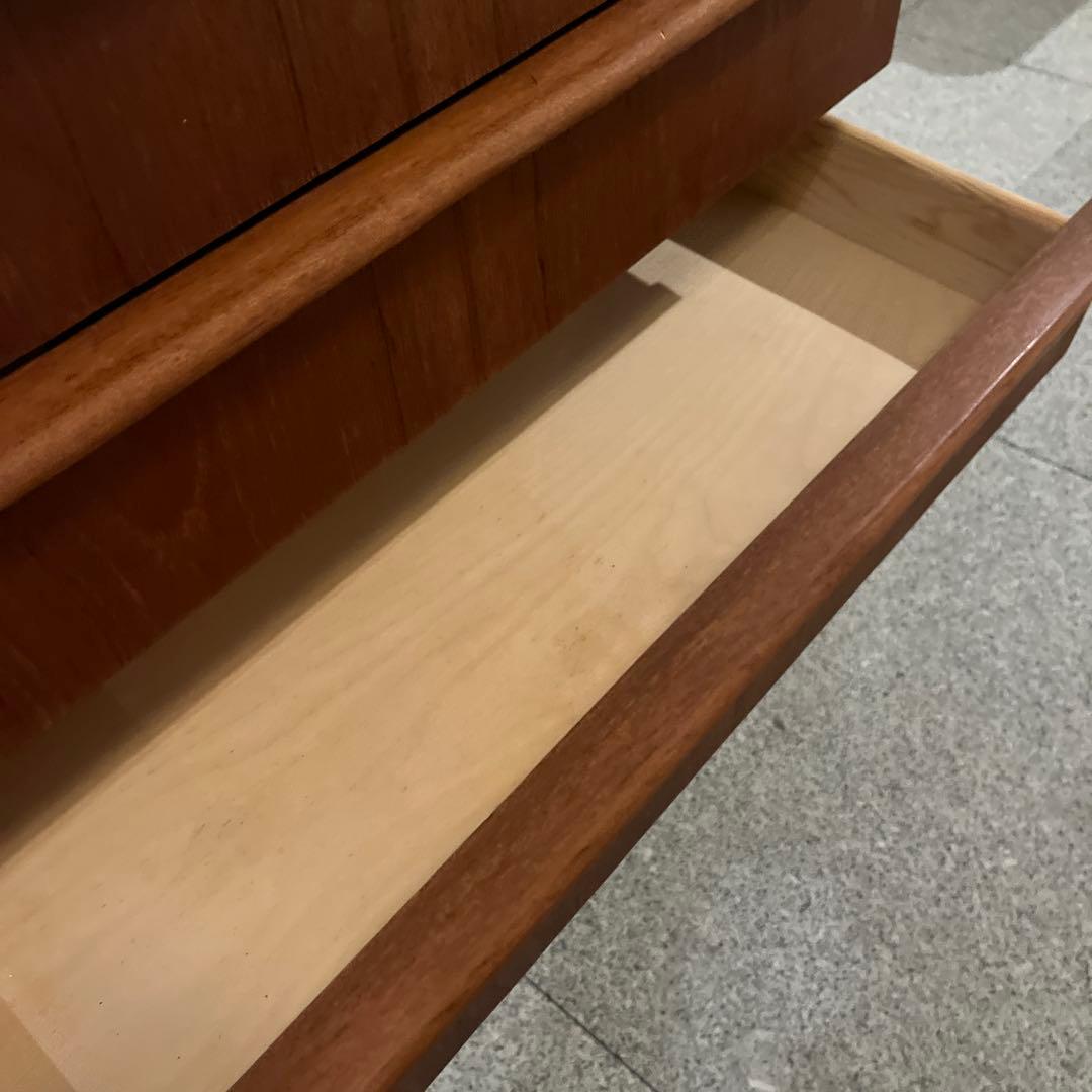 デンマーク製　ヴィンテージ3段チェスト