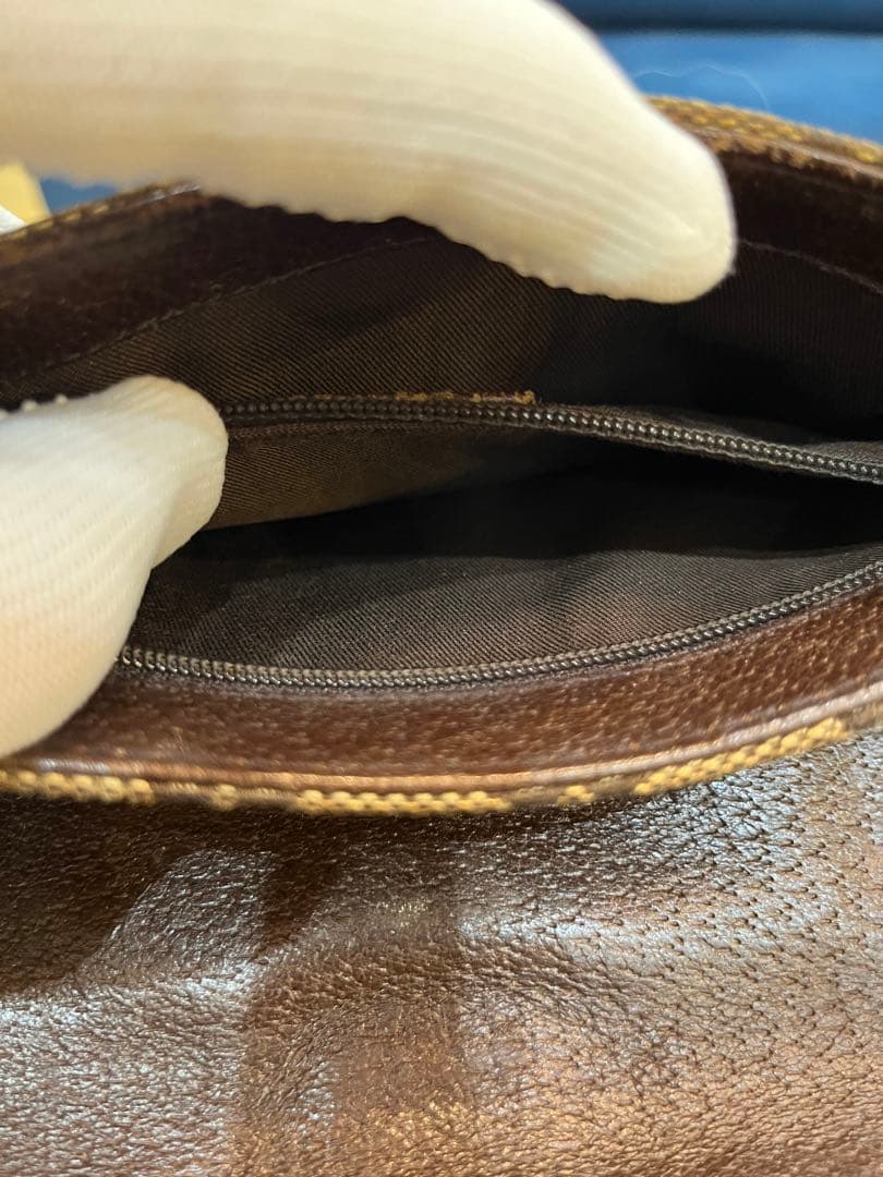 GUCCI GG柄 ウエストポーチ ボディバッグ ベージュ×ブラウン