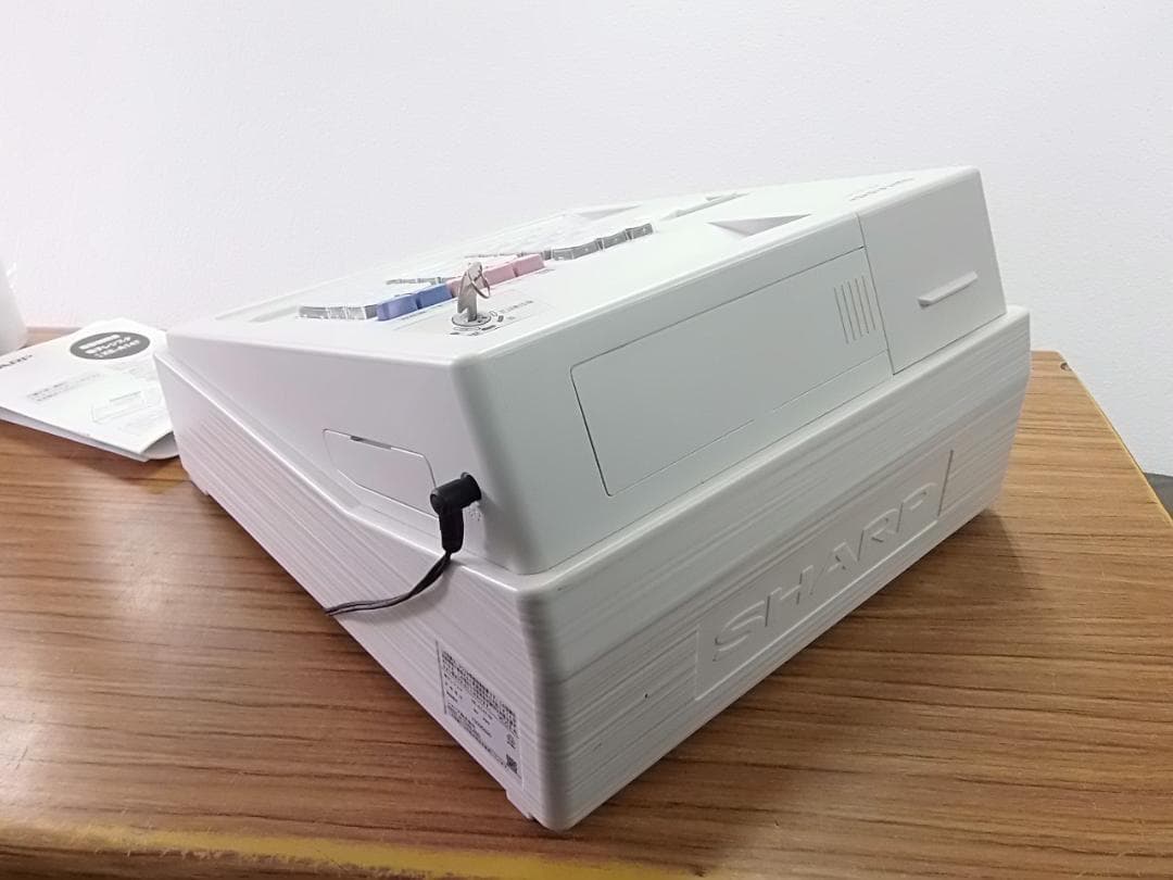 22年製美品220設定無料横型領収証シャープインボイスレジスターXE-A147