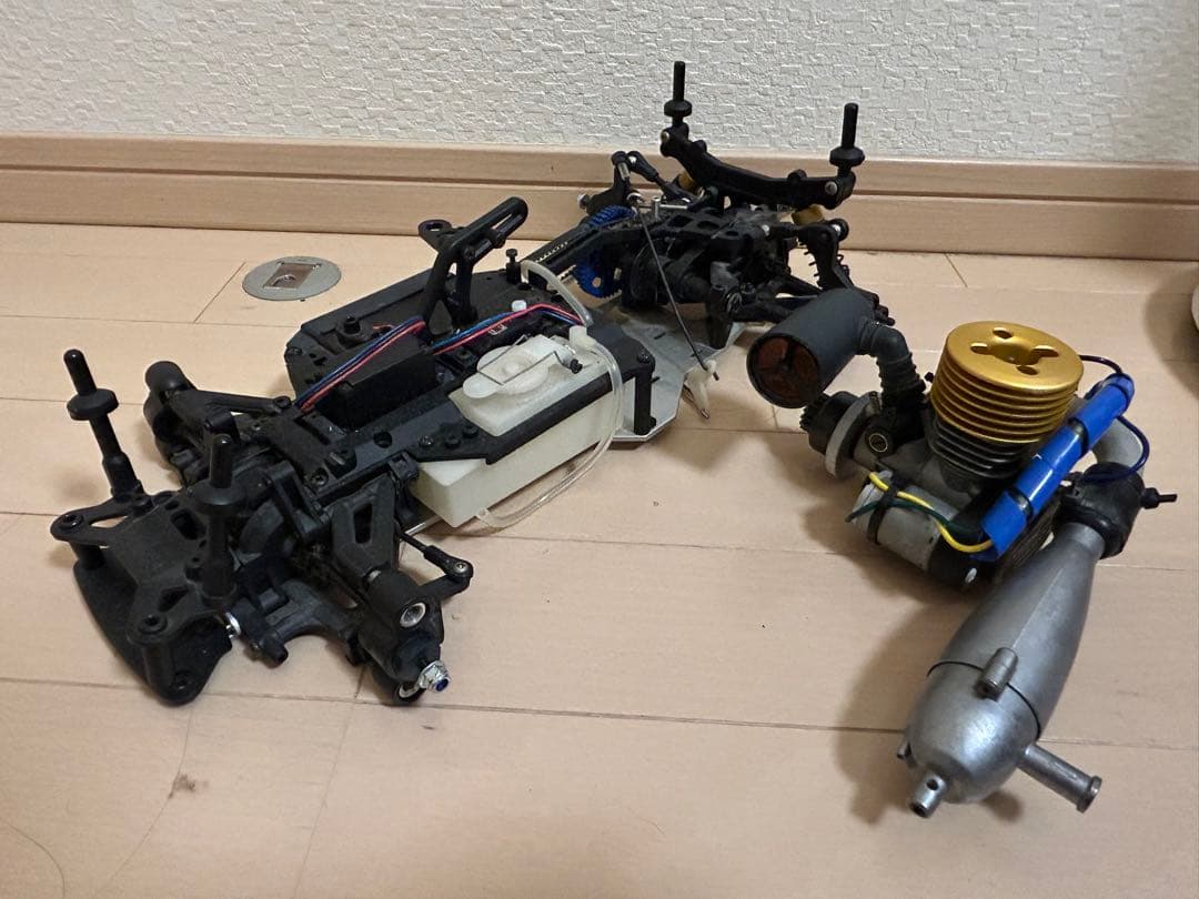 ホビーラジコン エンジンカー　ジャンク