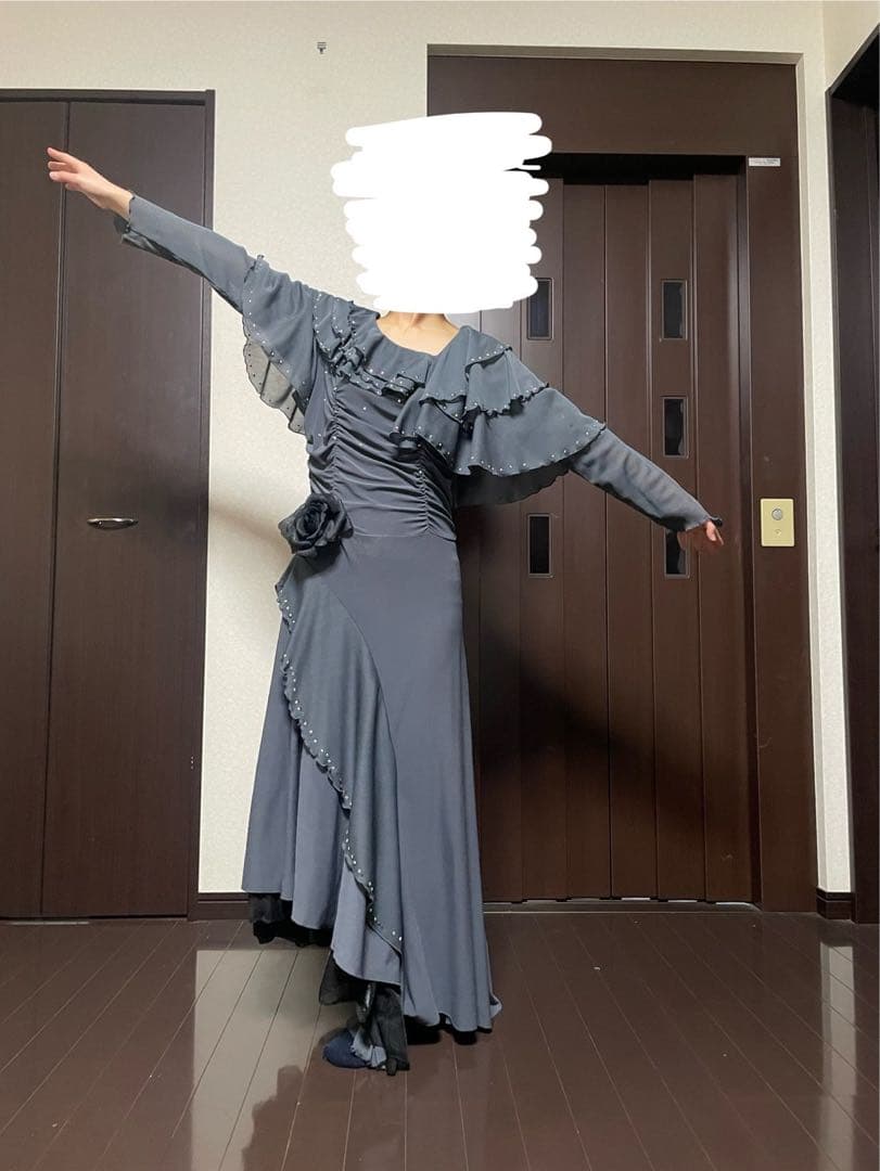 グレー　社交ダンス用ドレス